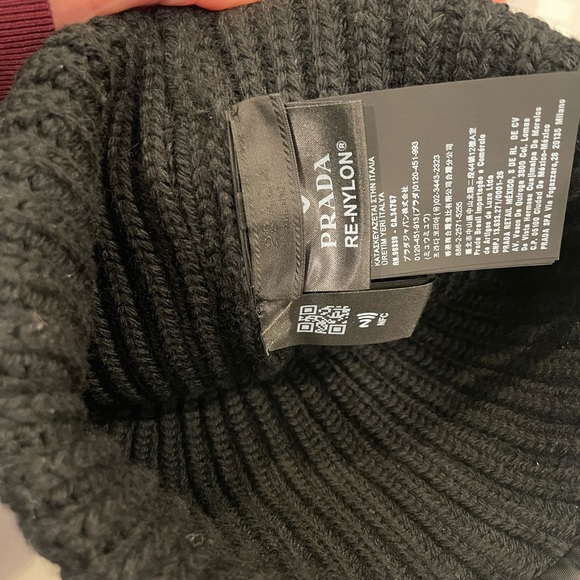 Prada beanie - Picture 3 of 4